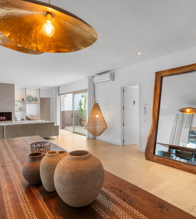 Resa Estates Paco for sale te koop finca paddel Ibiza interior.jpg